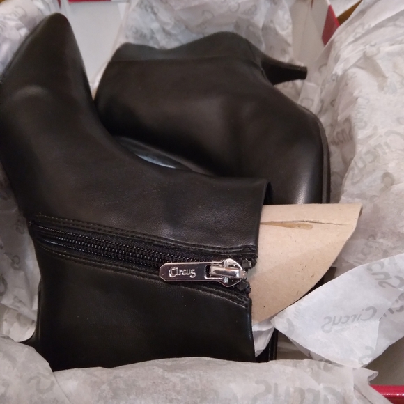 Circus by Sam Edelman Booties - Picture 6 of 6